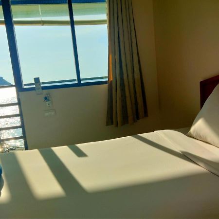Dalum Beachhouse Kepulauan Phi Phi Bagian luar foto