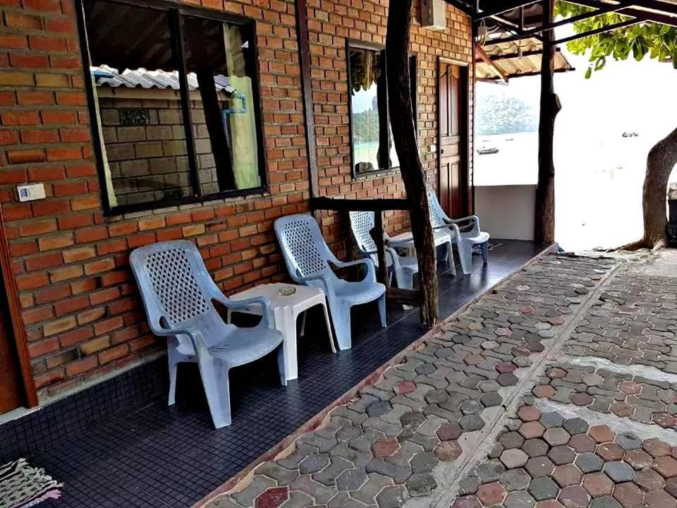 Dalum Beachhouse Kepulauan Phi Phi Bagian luar foto
