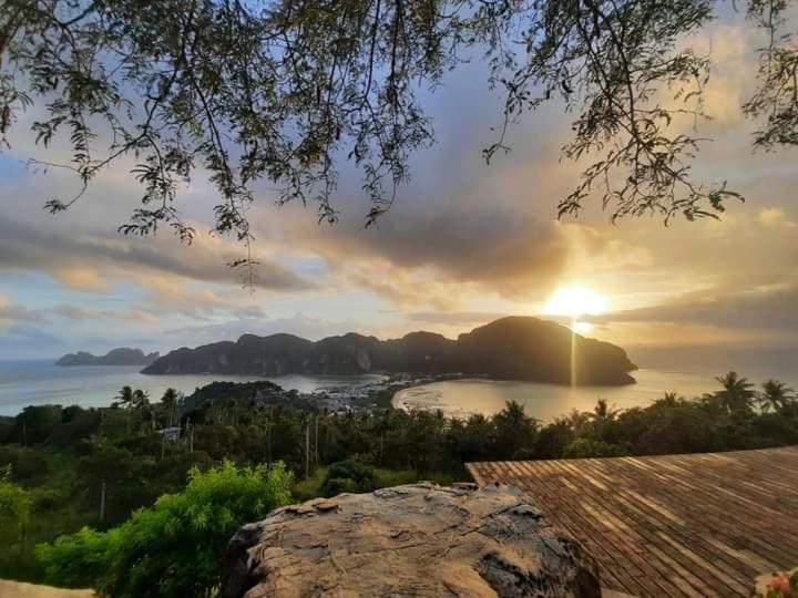 Dalum Beachhouse Kepulauan Phi Phi Bagian luar foto